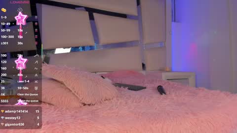 emma__js_ online show from April 8, 2026, 8:03 am