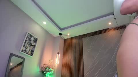 emma__rose1 online show from November 15, 2025, 2:53 am