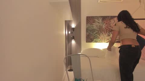 Alice online show from November 11, 2025, 12:16 pm