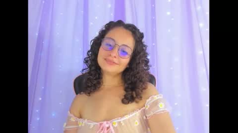 Emma online show from November 19, 2025, 10:21 pm