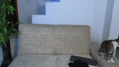 Emma Blue  modelo independiente online show from March 8, 2026, 2:37 am