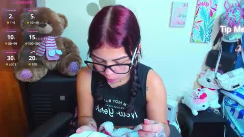 emma_boo_ online show from December 21, 2025, 5:53 pm