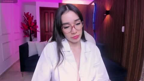 Snapshot of emma_caarter chatting on June 26, 2026, 3:11 am emma_caarter online show from June 26, 2026, 3:11 am