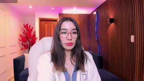 Snapshot of emma_caarter chatting on July 18, 2026, 3:22 am emma_caarter online show from July 18, 2026, 3:22 am