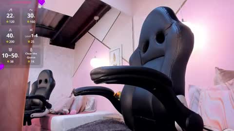 pau online show from February 25, 2025, 11:00 pm