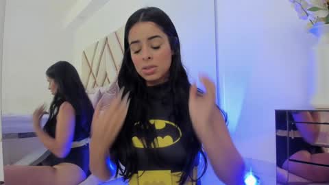 Snapshot of emma_castilloo chatting on February 9, 2025, 1:22 am Emma Castillo online show from February 9, 2025, 1:22 am