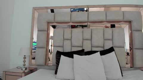 Snapshot of emma_castilloo chatting on February 11, 2025, 12:27 pm Emma Castillo online show from February 11, 2025, 12:27 pm