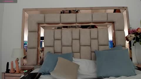 Snapshot of emma_castilloo chatting on November 3, 2025, 10:05 am Emma Castillo online show from November 3, 2025, 10:05 am