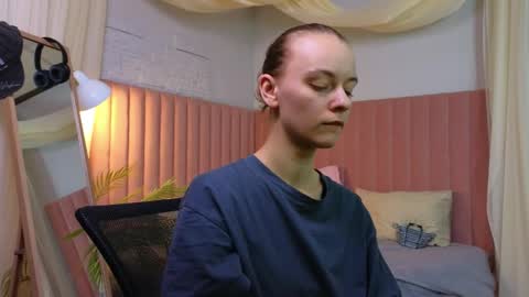 Snapshot of emma_chaser chatting on April 23, 2026, 1:29 am emma_chaser online show from April 23, 2026, 1:29 am