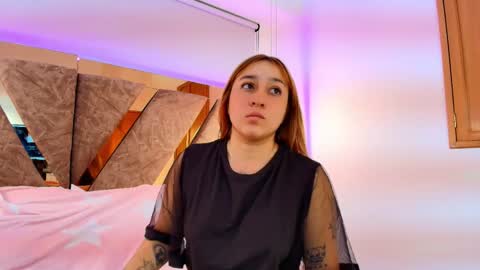 EMMA  online show from December 15, 2025, 2:05 am