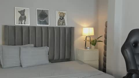 Emma online show from November 5, 2025, 9:48 pm