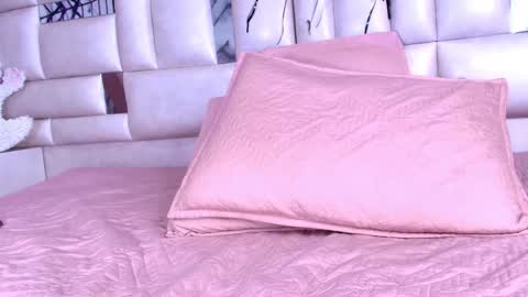 Emma online show from October 23, 2025, 3:06 am