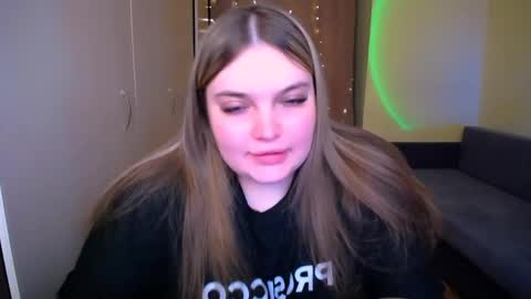 Eva online show from May 21, 2026, 4:30 am
