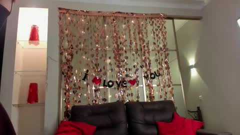 Emma online show from February 25, 2026, 4:44 am