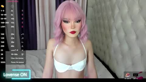 Snapshot of emma_fox23 chatting on November 11, 2025, 5:13 pm emma_fox23 online show from November 11, 2025, 5:13 pm