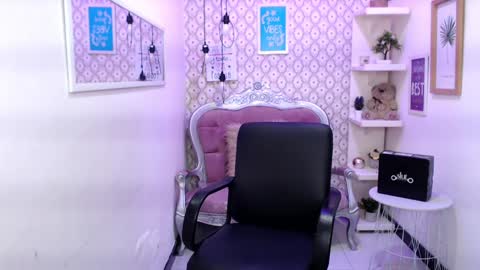 emma online show from December 13, 2024, 8:15 pm