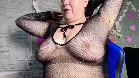 Emma Miel  online show from November 28, 2025, 1:30 am