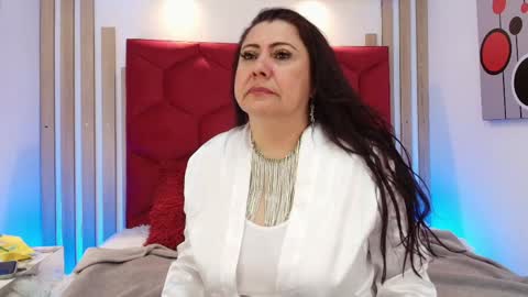 Snapshot of emma_jhomson chatting on April 13, 2026, 12:54 pm Emma 3 online show from April 13, 2026, 12:54 pm