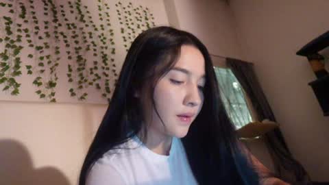 Snapshot of emma_johnson_ chatting on October 27, 2025, 1:53 am emma_johnson_ online show from October 27, 2025, 1:53 am