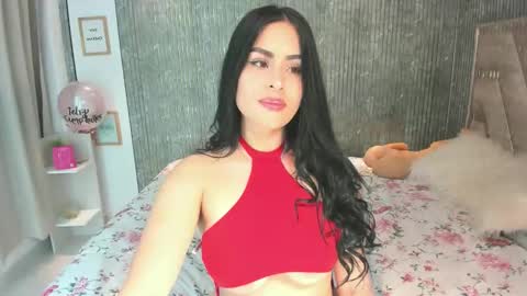 emma_johnsson1 online show from February 5, 2026, 4:06 am