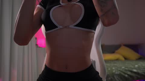 Snapshot of emma_land chatting on February 27, 2025, 7:55 am    online show from February 27, 2025, 7:55 am