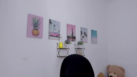 Snapshot of emma_lean chatting on February 4, 2026, 12:55 pm whises lits online show from February 4, 2026, 12:55 pm