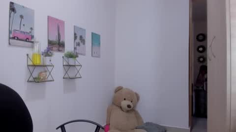 Snapshot of emma_lean chatting on February 11, 2026, 1:49 pm whises lits online show from February 11, 2026, 1:49 pm