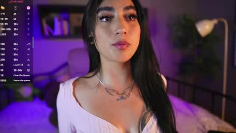 Snapshot of emma_lirys chatting on May 16, 2026, 4:09 am Emma online show from May 16, 2026, 4:09 am