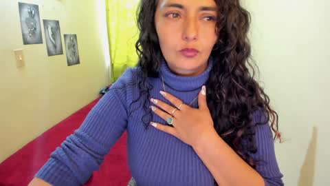 Snapshot of emma_luxy chatting on December 29, 2024, 12:12 pm  emma luxy online show from December 29, 2024, 12:12 pm