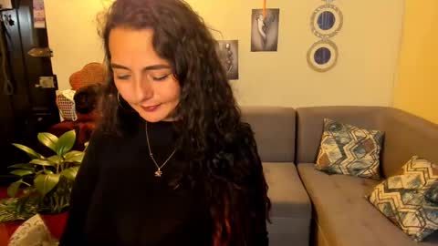 Snapshot of emma_luxy chatting on February 20, 2025, 5:12 am  emma luxy online show from February 20, 2025, 5:12 am