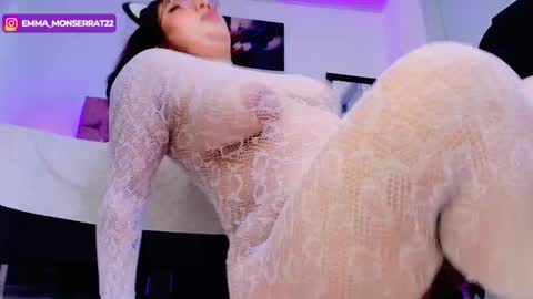 Snapshot of emma_monserratt chatting on November 7, 2025, 8:42 pm Emma Monserratt online show from November 7, 2025, 8:42 pm