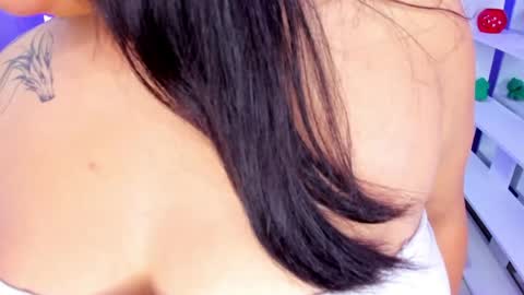 Snapshot of emma_monserratt chatting on May 29, 2026, 11:41 am Emma Monserratt online show from May 29, 2026, 11:41 am