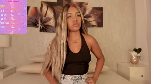 Snapshot of emma_morgann chatting on March 6, 2025, 11:36 am Emma Morgann online show from March 6, 2025, 11:36 am