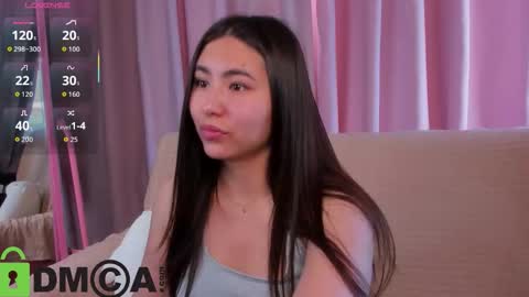 Snapshot of emma_murrphy chatting on October 15, 2025, 9:20 am Emma online show from October 15, 2025, 9:20 am