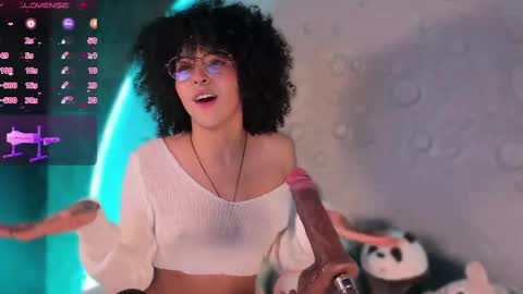     online show from September 21, 2025, 5:31 am