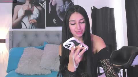 Snapshot of emma_rosse11 chatting on November 11, 2025, 4:51 pm Emma Rosse11 online show from November 11, 2025, 4:51 pm