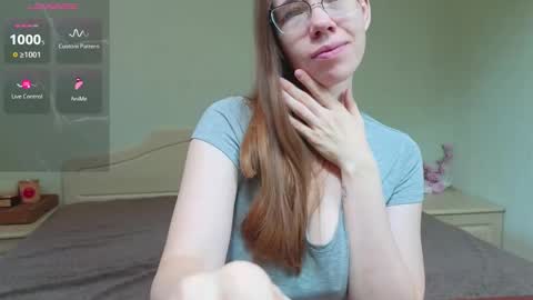 Snapshot of emma_stardust_ chatting on November 22, 2025, 5:39 am Emma-milky-tits online show from November 22, 2025, 5:39 am