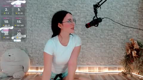 Emma  online show from January 14, 2026, 2:39 am