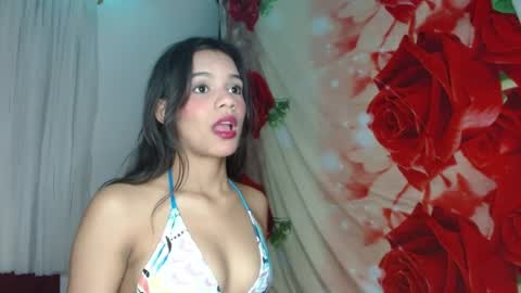 Snapshot of emma_walter22 chatting on May 26, 2026, 8:49 pm emma online show from May 26, 2026, 8:49 pm