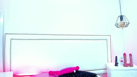 Emma  online show from April 24, 2026, 10:45 pm