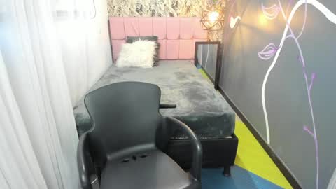 Emma Evans online show from January 30, 2025, 12:16 pm