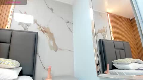    online show from October 31, 2025, 1:34 pm