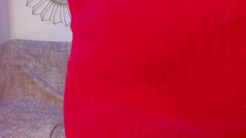 Snapshot of emmaduque chatting on October 31, 2025, 10:11 pm Emma Duque online show from October 31, 2025, 10:11 pm