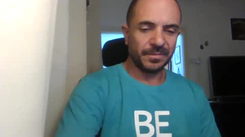 Ariel online show from September 13, 2025, 8:52 pm