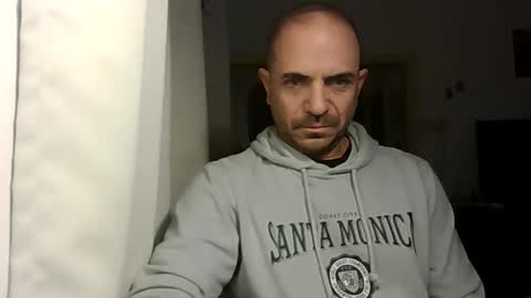 Ariel online show from February 11, 2026, 3:55 am