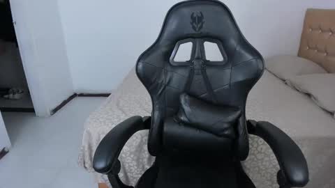 Jennifer online show from March 22, 2026, 1:53 am