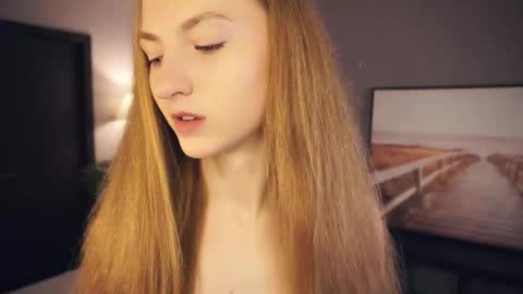 Emma day  Wendy night online show from December 14, 2025, 8:24 pm