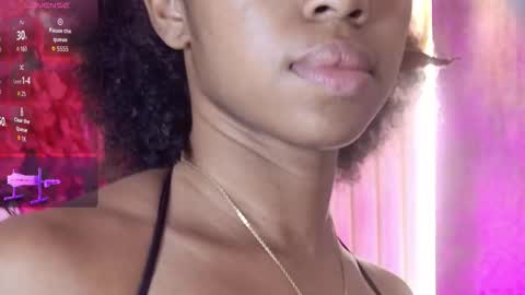 Snapshot of emmalove01 chatting on February 15, 2026, 2:30 am emmalove01 online show from February 15, 2026, 2:30 am