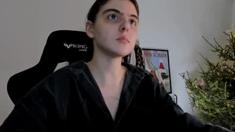 Emma online show from December 26, 2024, 8:21 pm