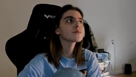 Emma online show from February 11, 2025, 7:38 pm